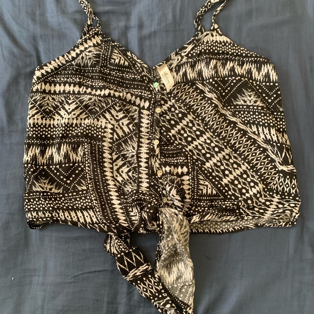 Black and White Patterned Women's Top